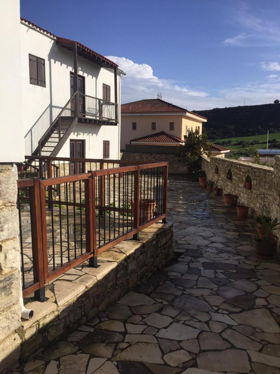 Charoullas Traditional Mansion Villa Alaminos Eksteriør bilde